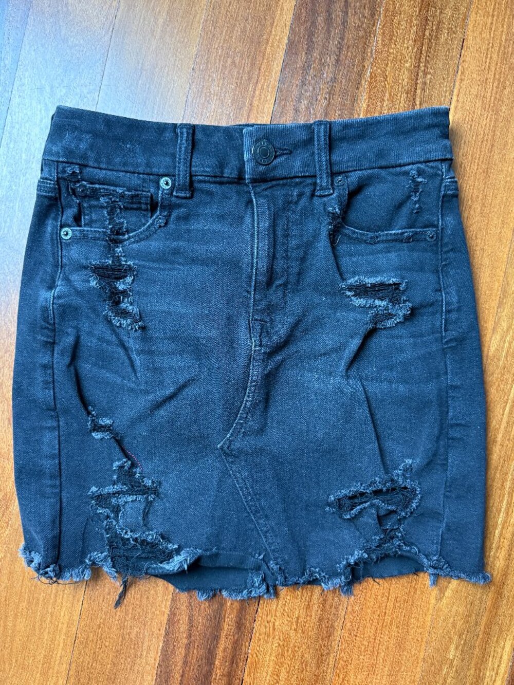 American Eagle Sz 4 Black Distressed Denim Skirt